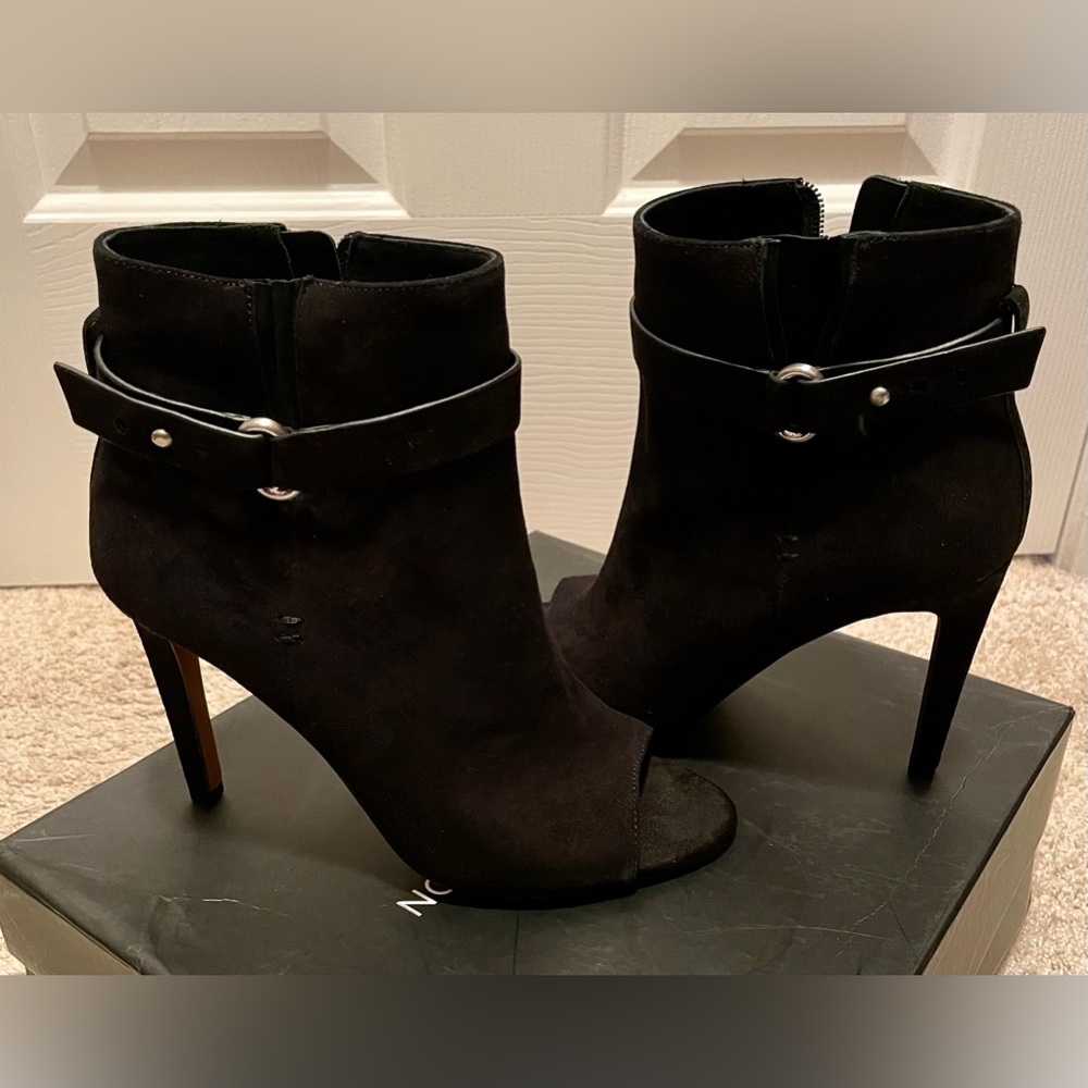 BCBG PEEP TOE SUEDE BOOTIES
